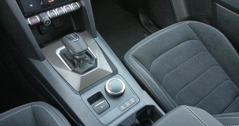 Volkswagen Amarok cena 247968 przebieg: 7, rok produkcji 2023 z Kożuchów małe 211